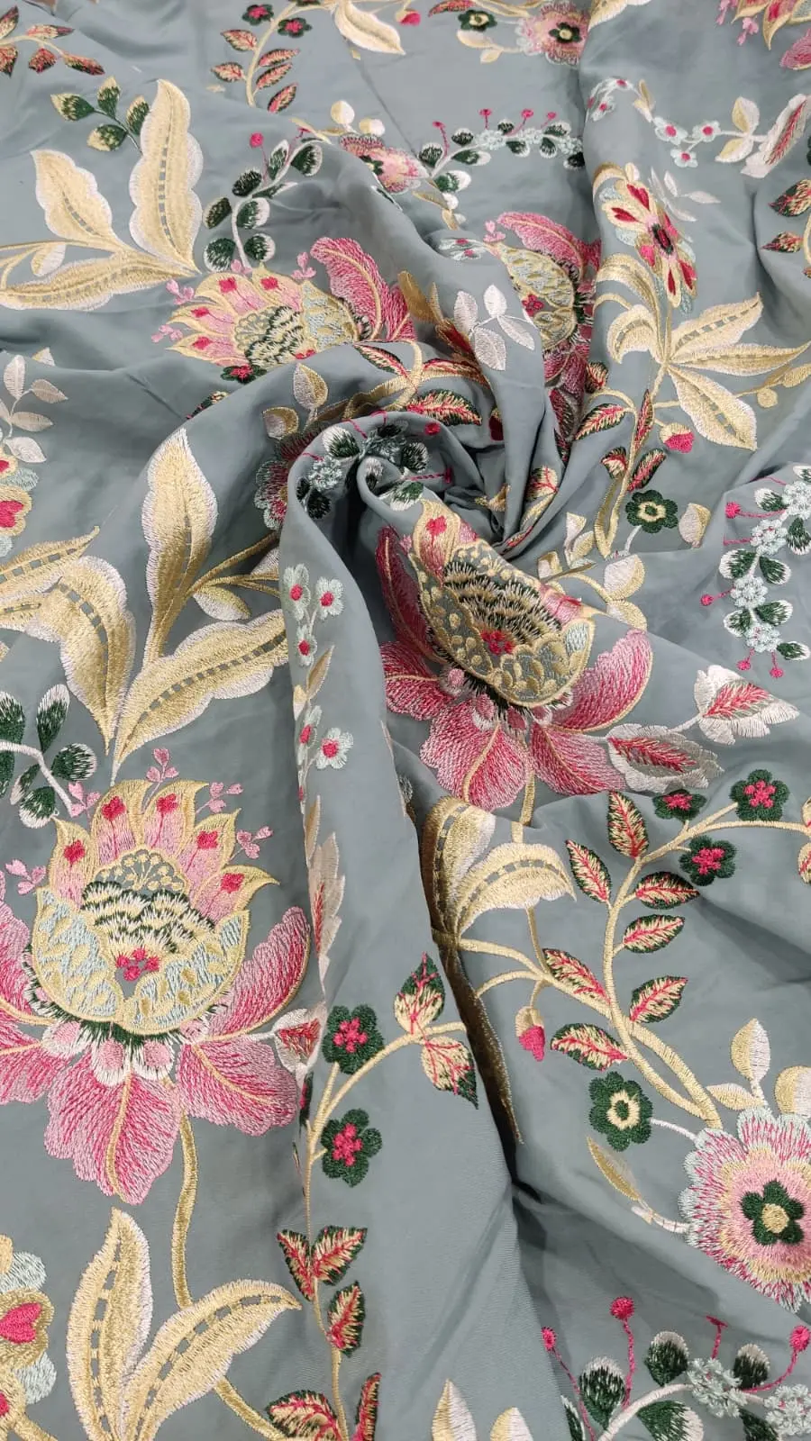 tela-bordado-manton-flores-gitana-flamenca