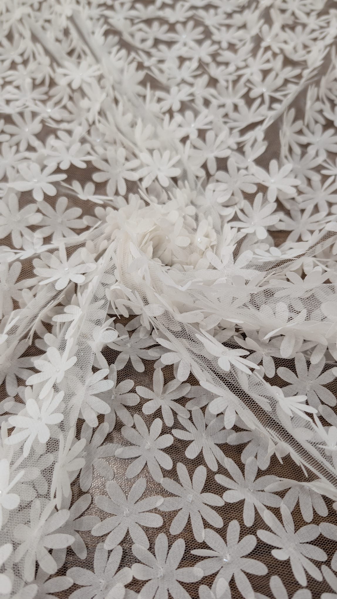 tela-tul-flor-florecitas-blanco-novia-comunion